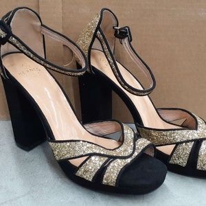 Blanco Women's Heels With Gold Shimmer Strapping 4.5" Size 9.5